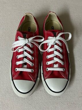 Converse All Star Sneakers Womens 7.5 Red